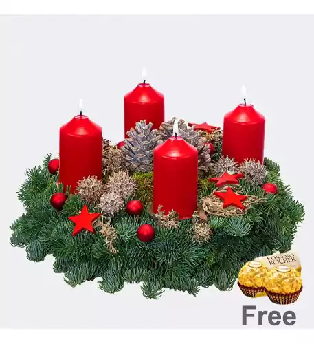 Red Coloured Wreath (Ã˜ 30 cm) with 3 Ferrero Giotto