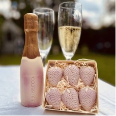 Chocolate Prosecco and Strawberries