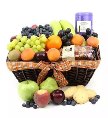 Baker Treat Fruit Basket