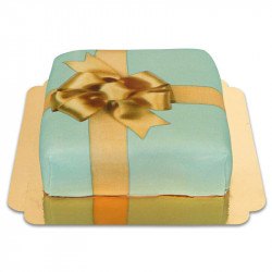  Green gift box cake