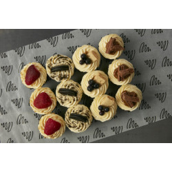 Box of 12 cheesecake cupcakes Box of 12 cheesecake cupcakes