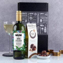 Any Name Wine O'Clock Wine and Chocs Gift Box