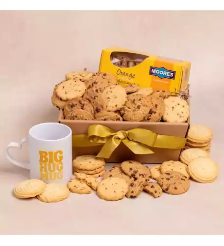 Big Hug Biscuit & Mug Gift Tray Big Hug Biscuit & Mug Gift Tray