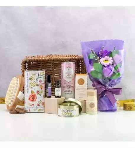 Bloomin Delicious Aromatherapy Gift Basket