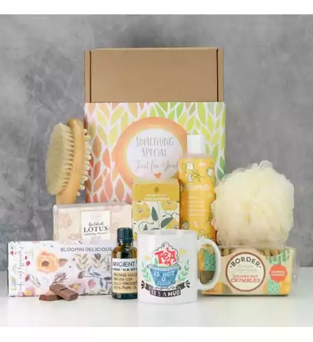 Bloomin Delicious Tea and Pamper Gift Set