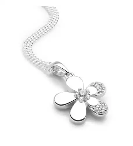 Daisy Dew Pendant