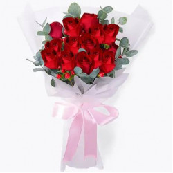12PCS Gorgeous Red Rose Arm Bouquet