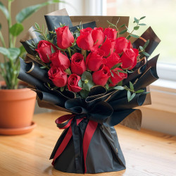 12 Red Roses Bouquet (Classic)