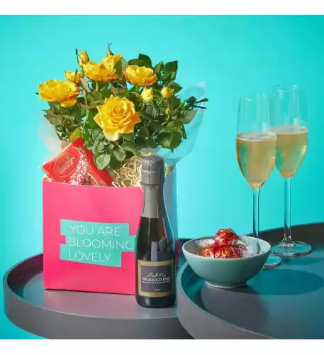 Lovely Rose Gift Box