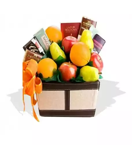Fruit And Chocolates Gift Hamper