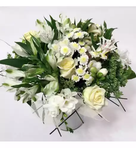 Bouquet of different white flowers Bouquet of different white flowers