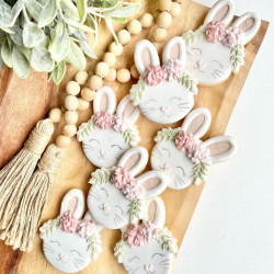 Beautiful Easter Bunny Cookies