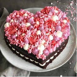 2 Layers Pink Heart Cake