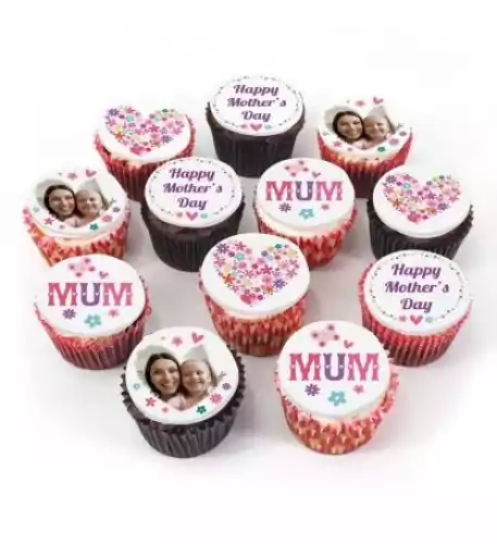 12 Mum and Hearts Cupcakes