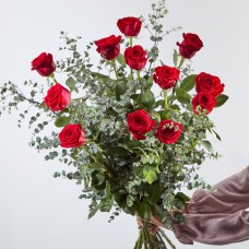 Luxury Long-Stemmed Red Roses