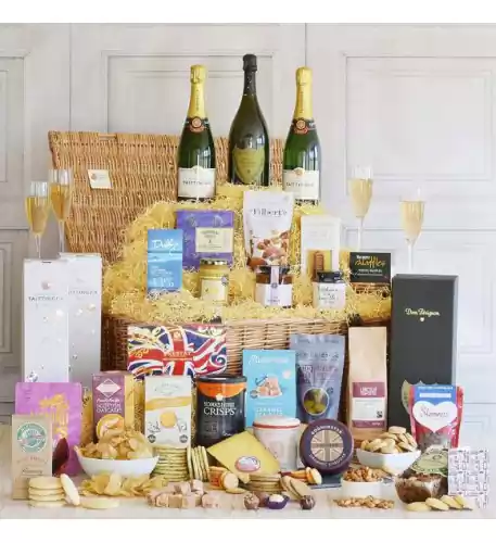 Champagne Splendour Hamper