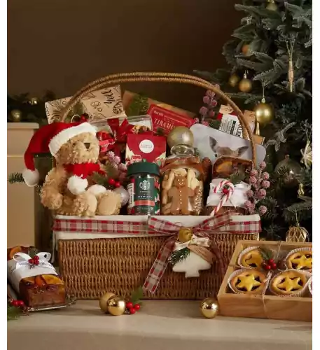 
Holiday Cheer Gift Hamper