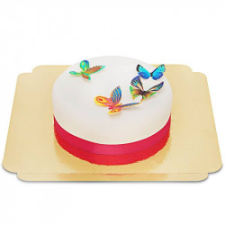 Cake with butterfly wafers (Small (18 cm(6 servings)))