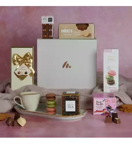 Tea & Sweet Treats Gift Box