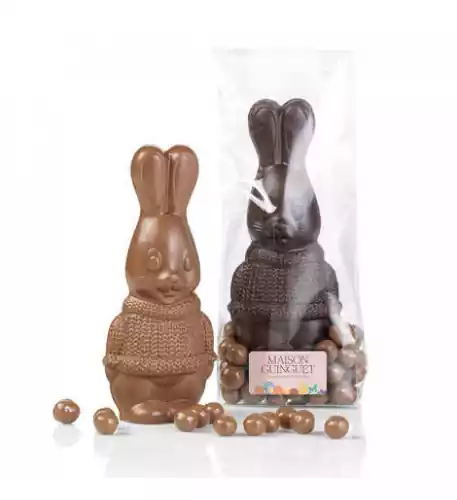 Milk chocolate knitted rabbit with milk chocolate caramel cereal pearls (100g bag) Milk chocolate knitted rabbit with milk chocolate caramel cereal pearls (100g bag)