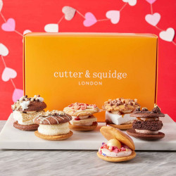 Valentine's Day Biskie Box (Box of 12) Valentine's Day Biskie Box (Box of 12)