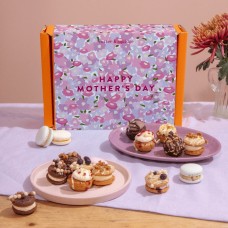 Mother's Day Selection Box (12 Pieces)