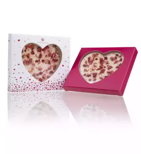  ChocoHeart made of white chocolate with strawberries
