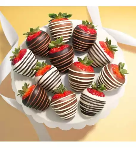 12pc Chocolate Dipped Strawberries