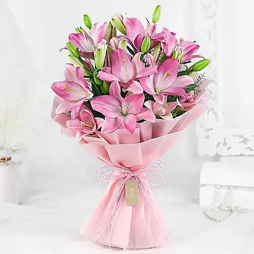 Admirable Pink Lilies Bunch