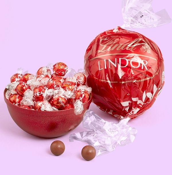 Lindt Lindor Maxi Ball Milk Chocolate Truffles 500g