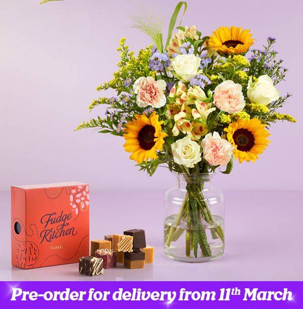 The Mum Spring Sunflower & Fudge Set