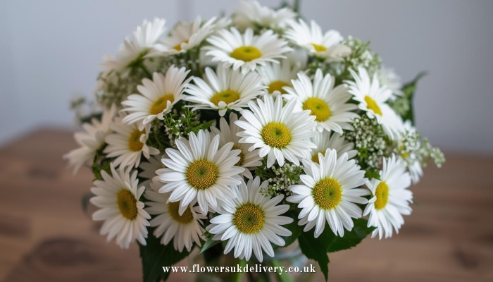 Buy flowers online UK fifth anniversary daisies bouquet